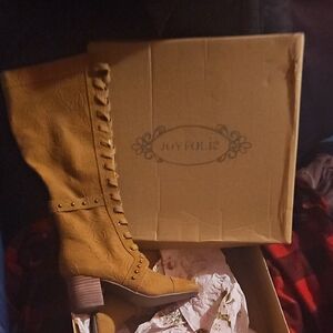 Joyfolie Women's Mustard Heeled Boots